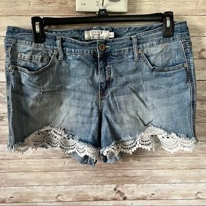 Torrid 16 Short Shorts